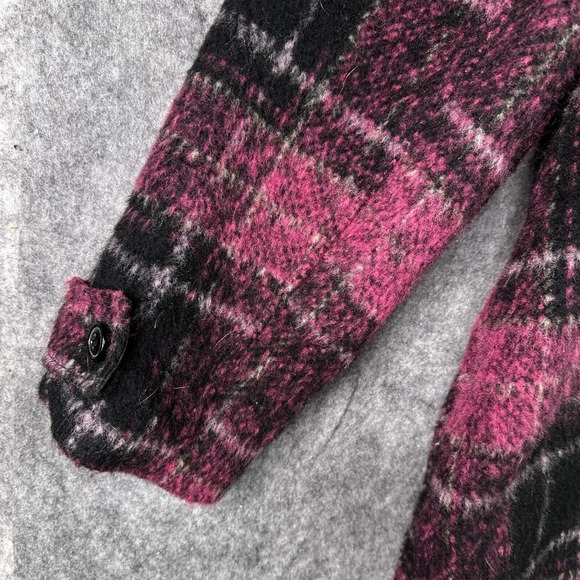 Plaid Women's Jacket in Pink and Black - Picture 11 of 16